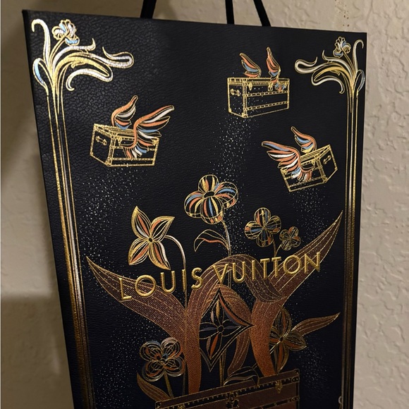 Authentic LV Lovers Perfume - Picture 2 of 8